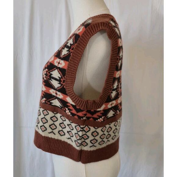 CIDER Womens Multicolor Aztec Pattern Knitted Crop Vest Small - Picture 4 of 7